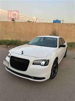 کرایسلەر 300